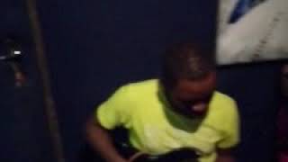 Peter Mathonsi Featuring Ronnie Vazvamburi ~ swilo swa vanhu