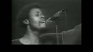 Debaba Et Victoria Eleison - Abidjan 1982 Live