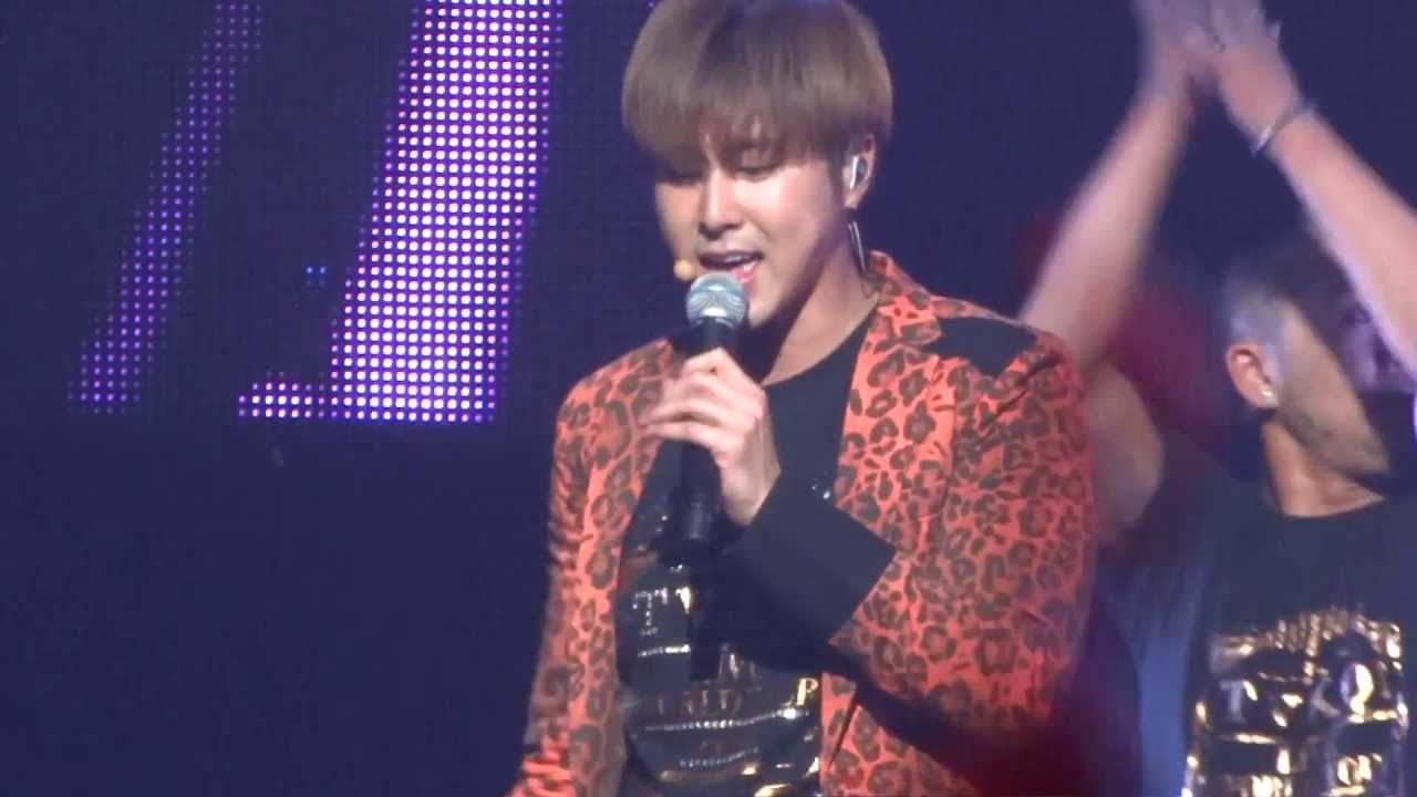 130705 TVXQ - SUMMER DREAMS + SKY+ Walk into audience @ Nokia Theatre L.A. LIVE