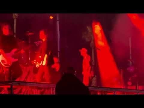 Asking Alexandria Things Could Be Different live 2025