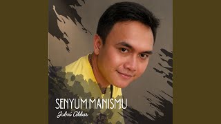 Senyum Manismu