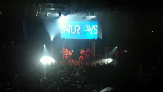 The Saturdays - What About Us (Live In LA)