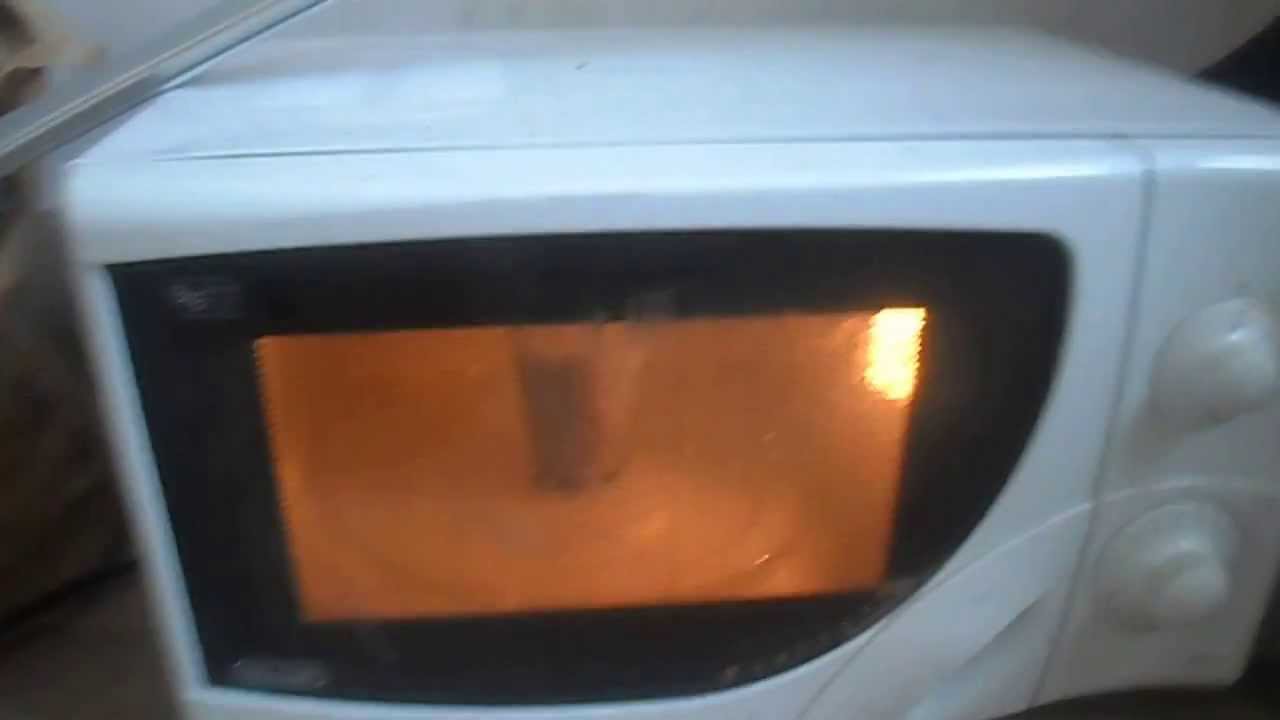 Come usare correttamente il forno a micronde - YouTube