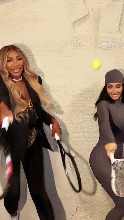 WOW! Serena Williams and Kim Kardashian start a tennis match in the middle of Skims fashion show😂