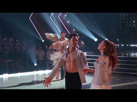 Harry Jowsey and Alyson Hannigan’s Whitney Houston Night Dance-Off – Dancing with the Stars