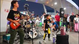 แสงสุดท้าย - T.K.O. Band @ MBK Skywalk 23 Jan 2025