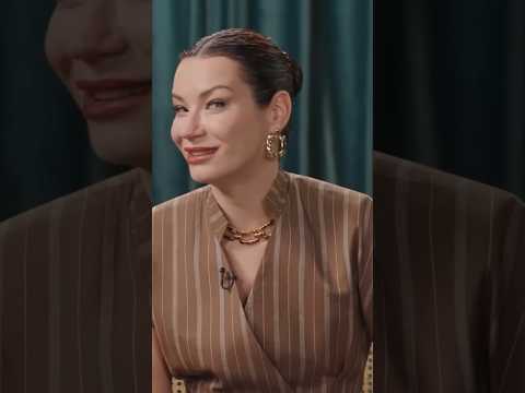 Ида Галич про фамилию/Елена Новикова на шоу Иды Галич «ЕСТЬ ВОПРОСИКИ» #shorts