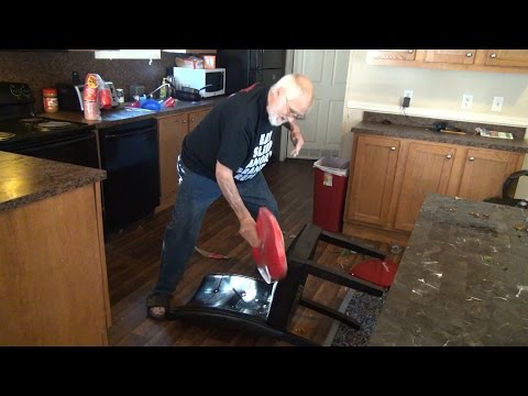 ANGRY GRANDPA'S VALENTINE'S DAY MELTDOWN!