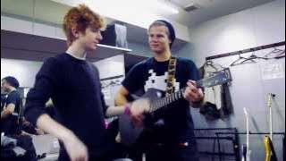 Hollywood Ending - Freak Like Me (Live Compilation Video)