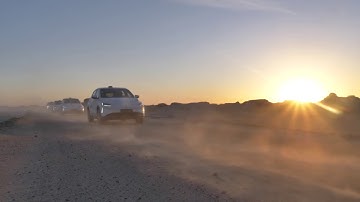 Xpeng G3 drove to Alxa League in the Gobi Desert