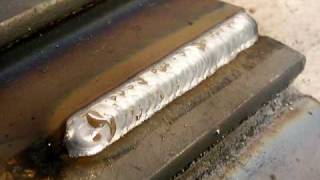 Mig Welding Technique Taught by Old Timer(Mig Welding Technique for horizontal and flat laps and tees by-- http://www.weldingtipsandtricks.com/mig-welding-technique-horizontal.html I learned this mig ..., 2010-01-08T16:02:42.000Z)