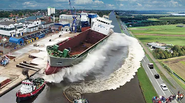 Ship Launch | 10 Awesome Waves, FAILS and CLOSE CALLS