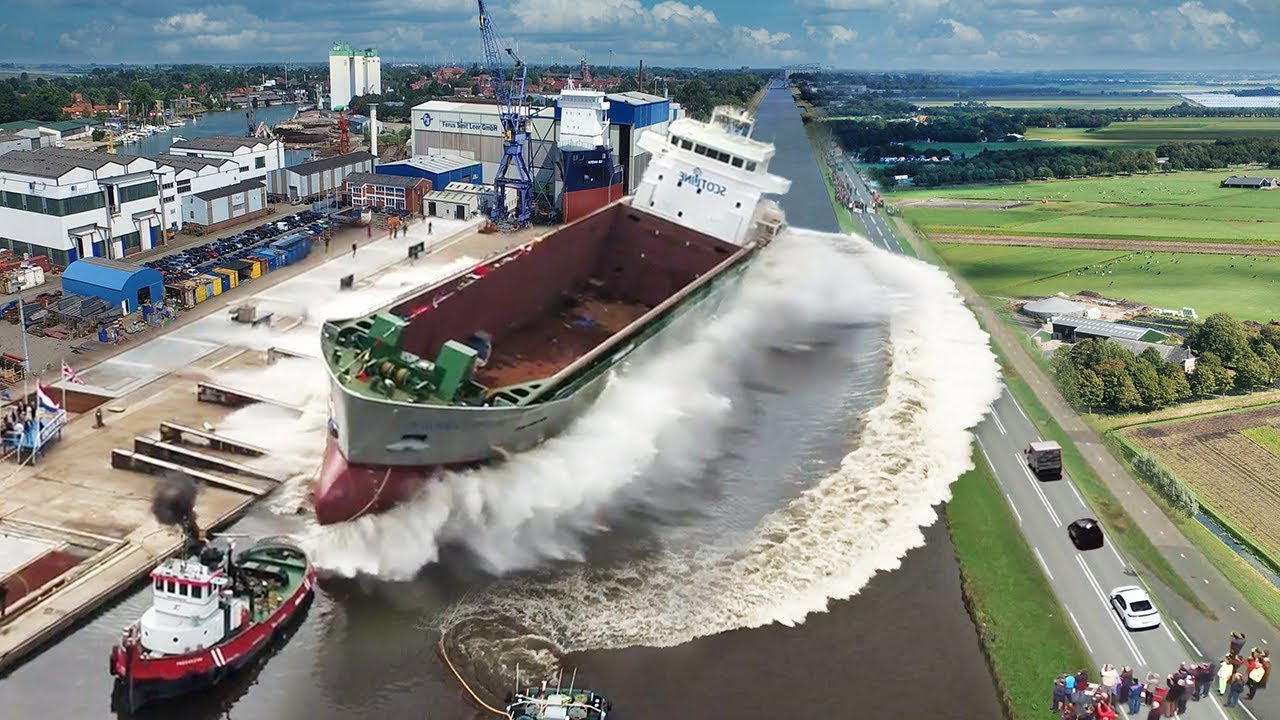 Medizinische Vorräte transportieren bei stürmischer See Unreal Engine 5 | Ships At Sea | Deutsch