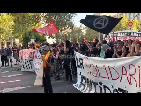Far-left protesters clash with police in Barcelona during the region’s national day