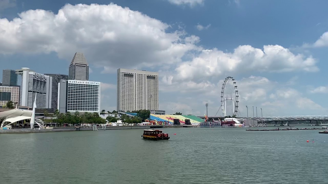 Bumboat River Cruise. Singapore