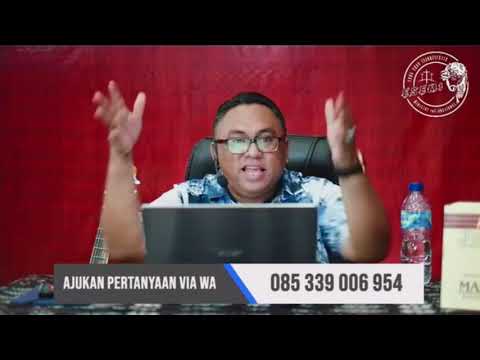 Video: Apakah hubungan antara Elie dan bapanya pada waktu malam?