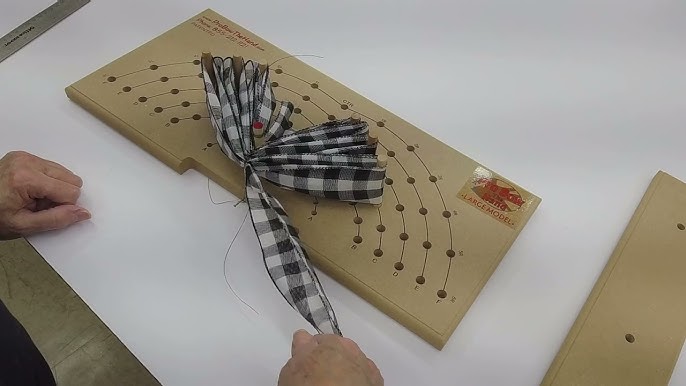 How to Make Perfect Bows with a DIY Bow Maker ⋆ Dream a Little Bigger