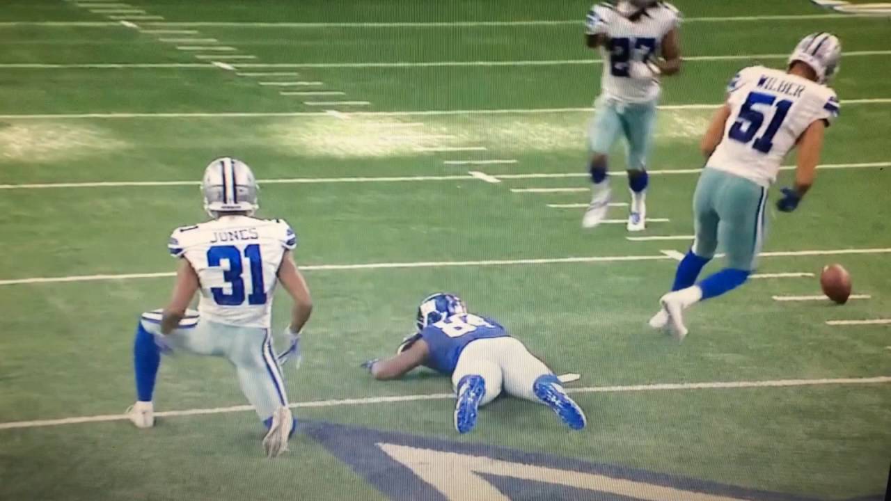 Larry "Legend" Donnell Pissed off His Coach With his Blocking Skills