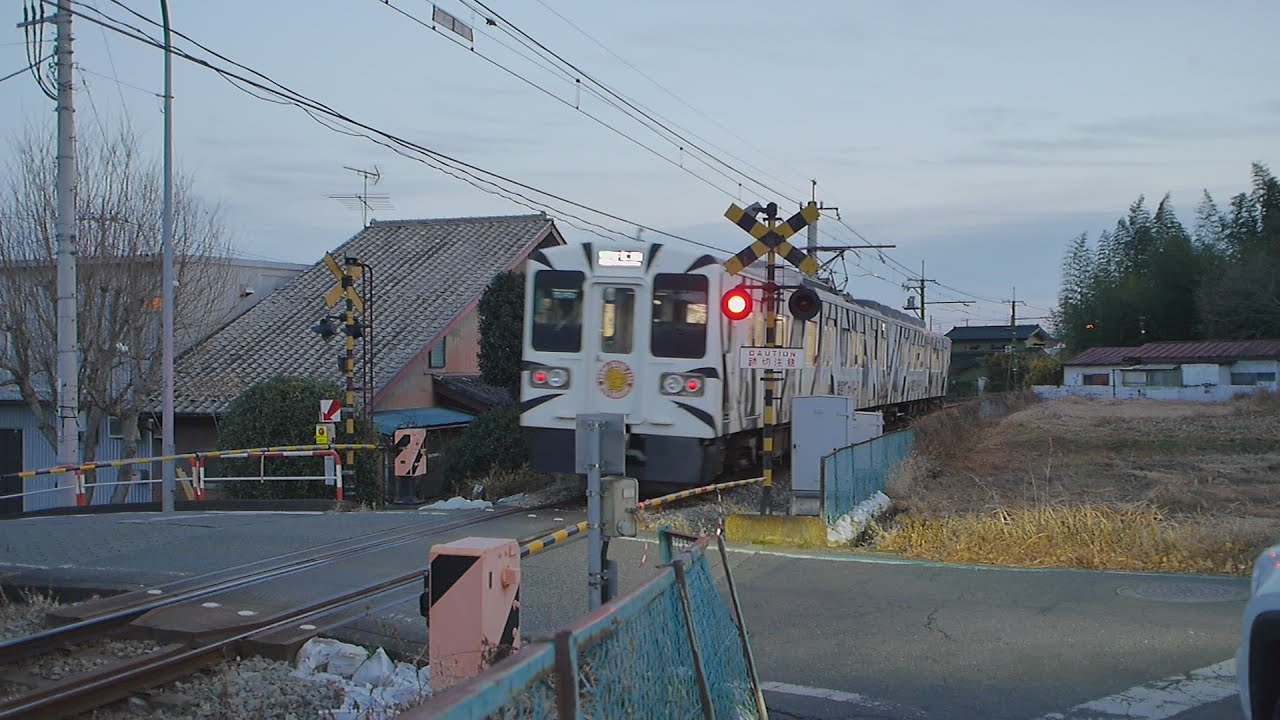踏切一覧表 昭和59年4月1日 高崎鉄道管理局 踏切一覧表 昭和59年4月1日 高崎鉄道管理局 本