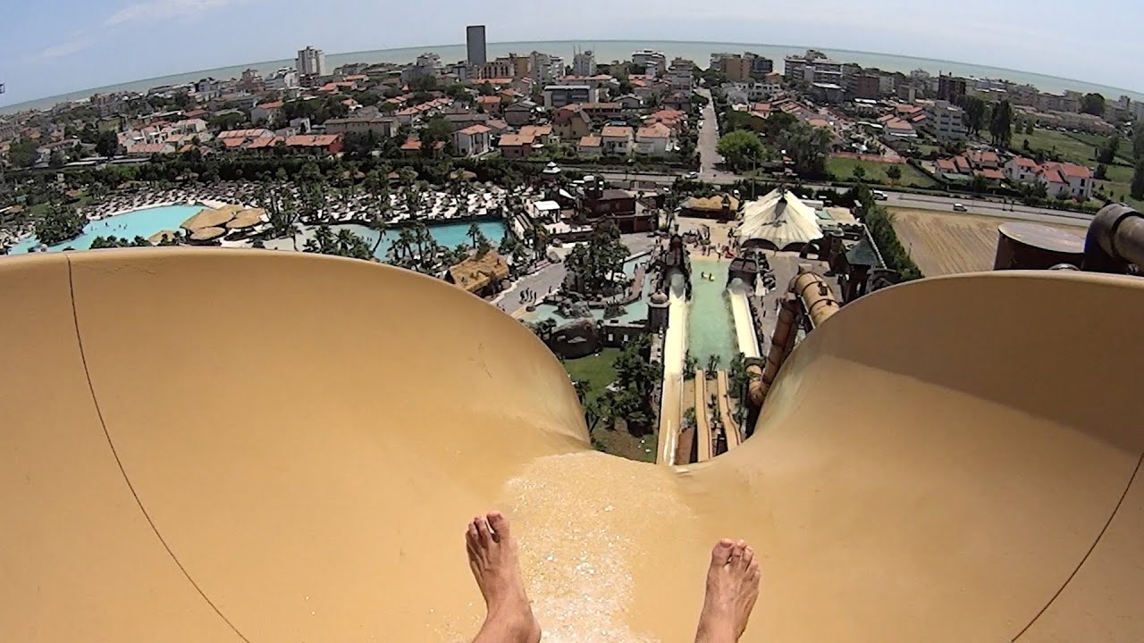 Spacemaker Water Slide at 100 km/h at Aqualandia - YouTube