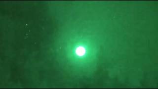 LARGE UFO ORB DISAPPEARS INTO WOODS - JULY 2017 - REAL UFO ACTION