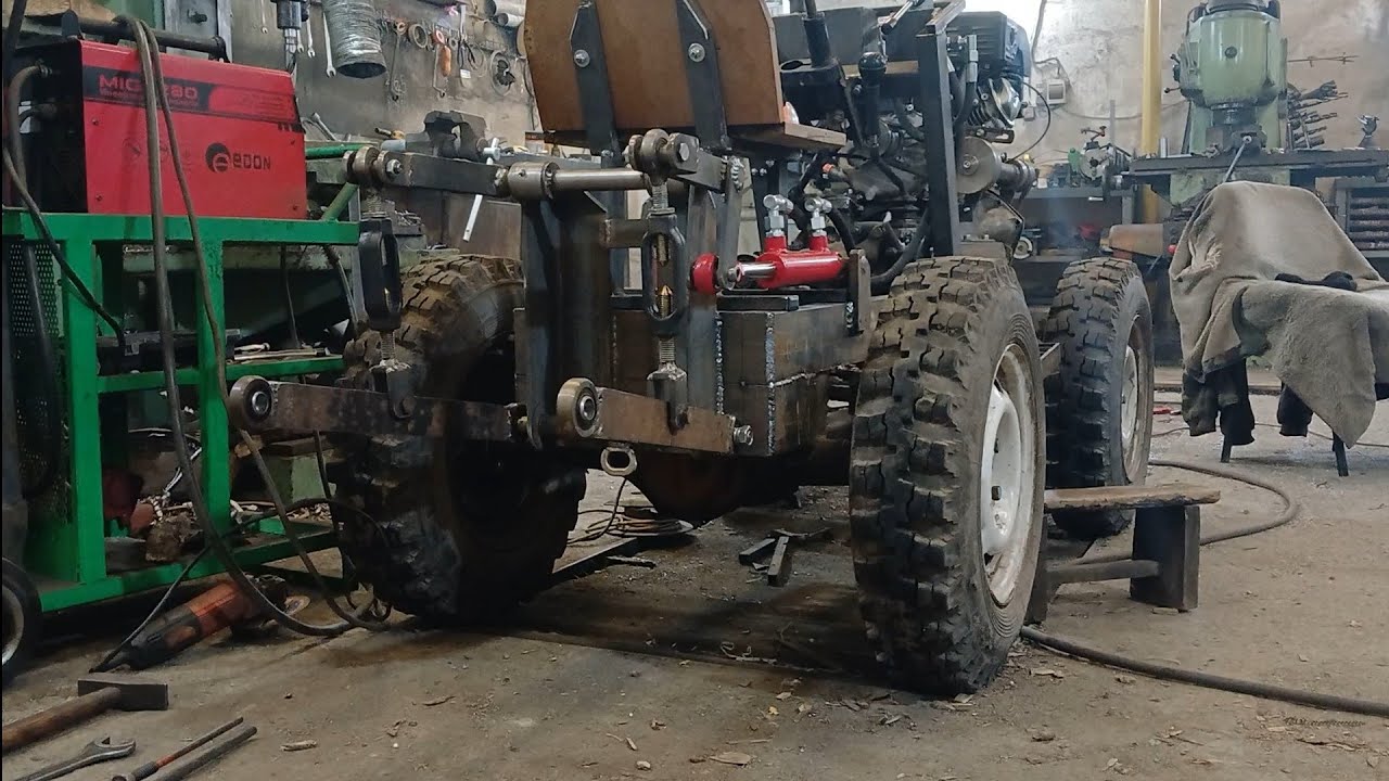 Мінітрактор 