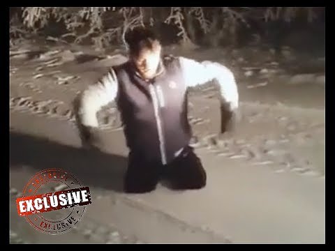 კავკასიელი მებრძოლი, რომელმაც რუსეთთან ომში ფეხები დაკარგა - ლეზგინკას ცეკვავს