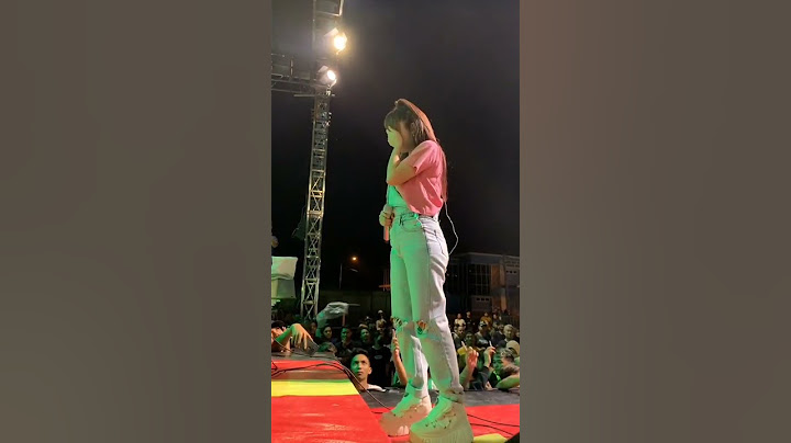 Detik-detik Happy Asmara Menangis di atas panggung karna teringat Kisahnya dengan Denny Caknan 😭😥🥲