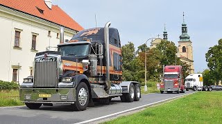 Konvoj Amerických Trucků Smečno