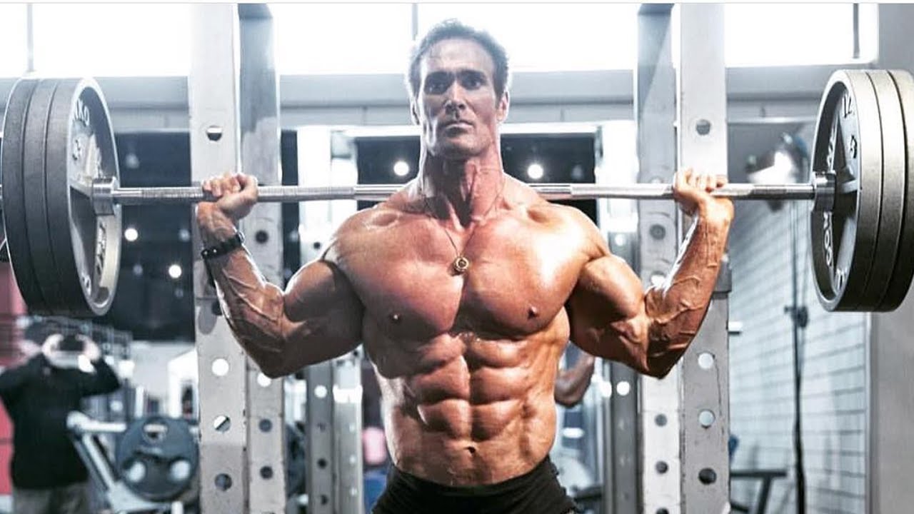 День приседаний Мэтта Веннинга | Майк О'Херн