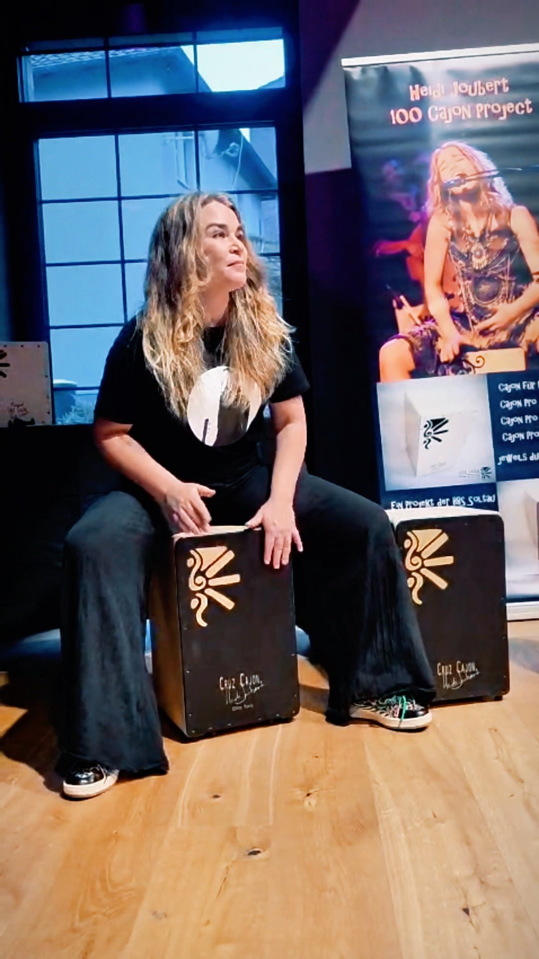 カホン(cajon)デモ機 Different Cajon models & sounds Demo - YouTube
