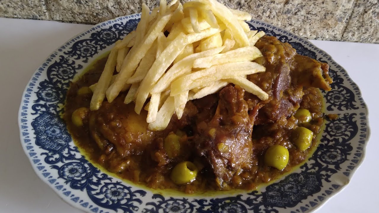 طبق اللحم بالزيتون و الفريت على حقو وطريقو للمبتدئات والبنة ياسلام...