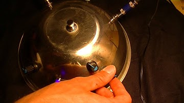 Diederich Electronics Lo Fi White Noise Oscillation Crackle Fuzz Guitar Pedal - With Bass!