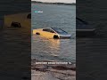Tesla Cybertruck zinkt tijdens 'watertest' | RTL Nieuws