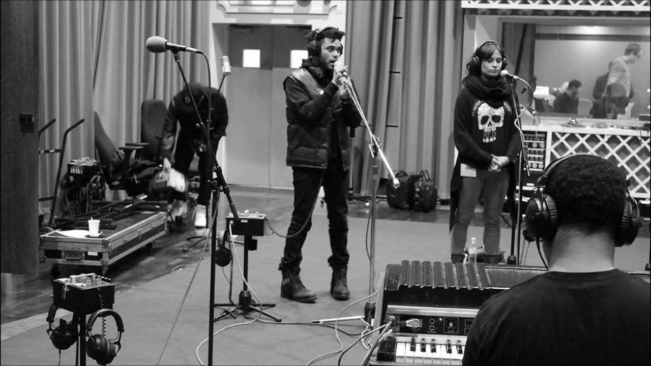 Studio sessions. Студия музыкальных клипов. клип студия. the weeknd in studio. scepter studios sessions.