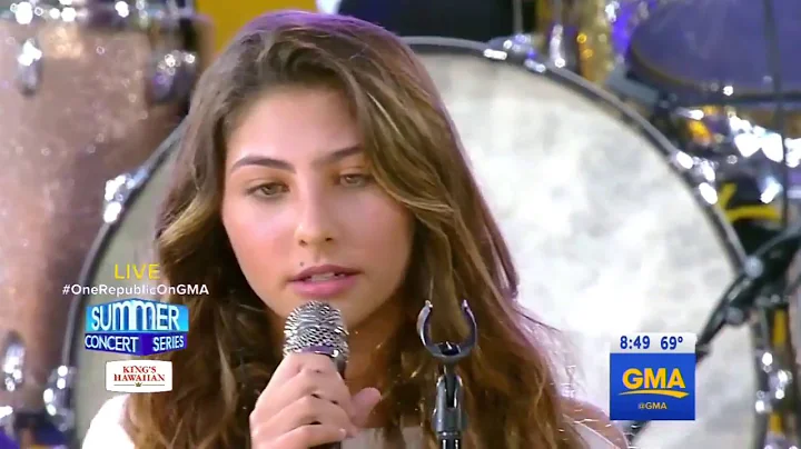 Chris Cornells daughter sings Hallelujah for fathe...
