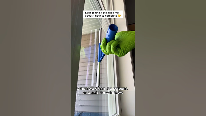 How to clean interior windows and tracks | Day 28/30 of my Spring Cleaning Spree