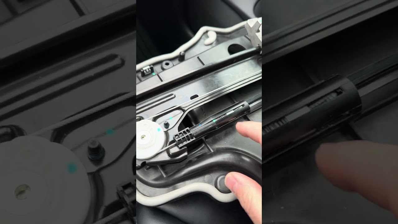 Сборка заднего стеклоподъемника Tesla model 3/Y