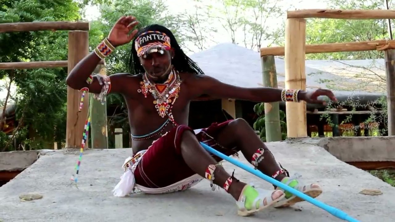 HOIYEE  - Lmatambuli Fantez ( Official  Music Video )