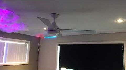 1D Pong on the ceiling controlled by an Arduino / ESP32