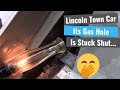Lincoln Town Car: Gas Door Will Not Open