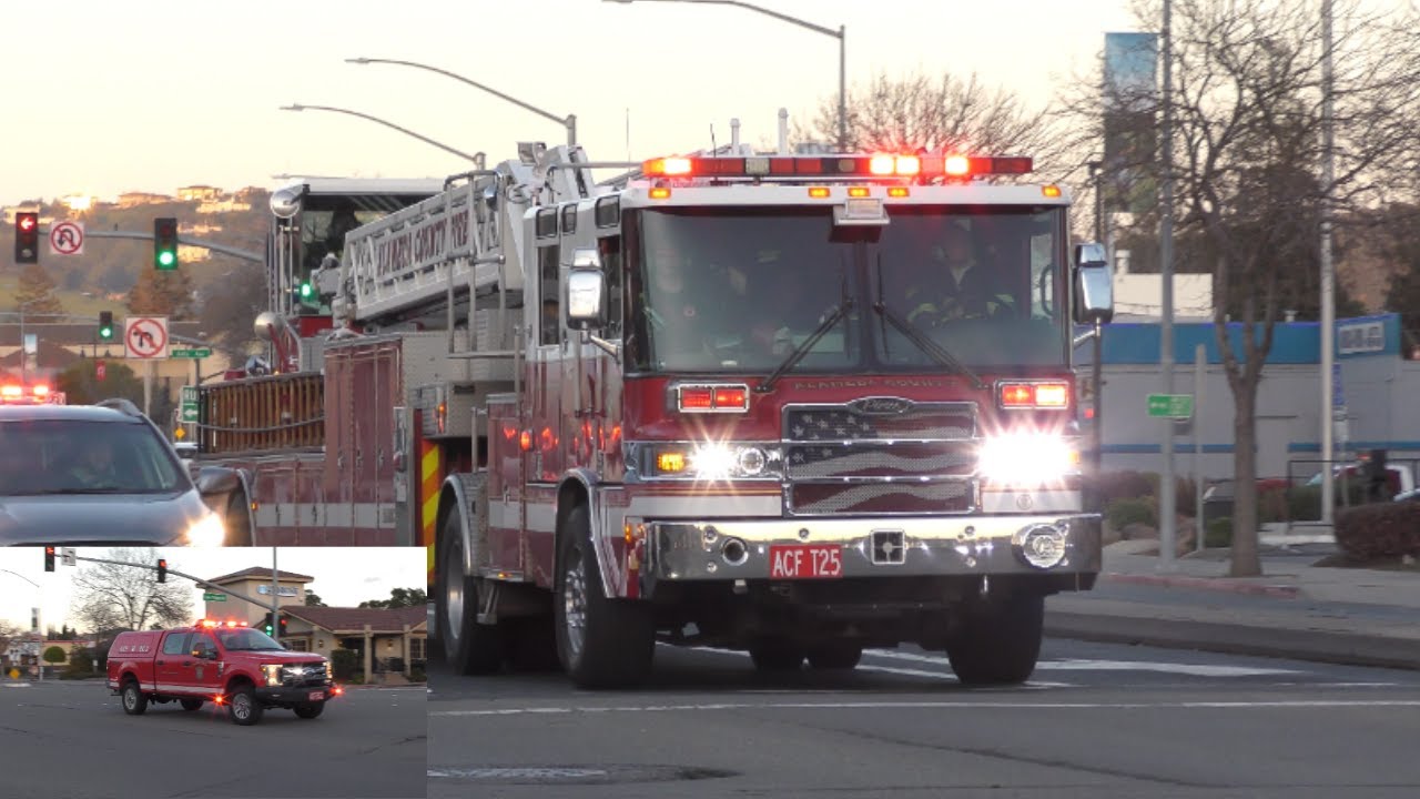 Alameda County Fire Dept. Truck 25 & Battalion 2 Responding - CODE 3 ...