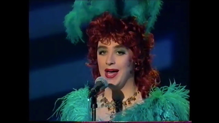 I AM WHAT I AM - Dame Edna and Mattias Enn 1995