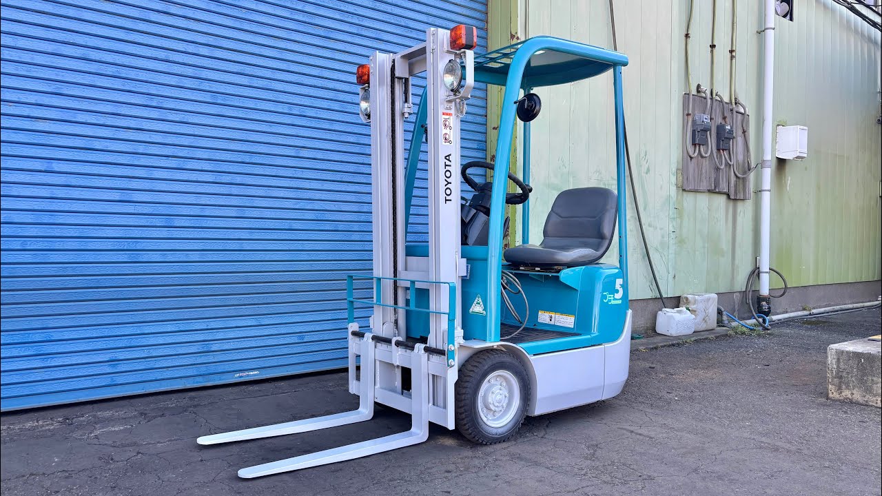 家庭用コンセントで充電!!　バッテリーフォークリフト　500kg　0.5トン　トヨタ　 SOLD OUTトヨタフォークリフト☆500kg☆0.5トン☆家庭用電源☆100V