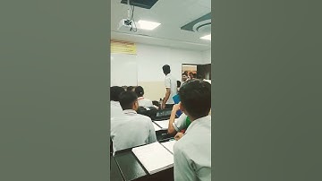 Allen student watching physics wallah in Allen classroom #allen #physicswallah #neet2023 #pw #aiims