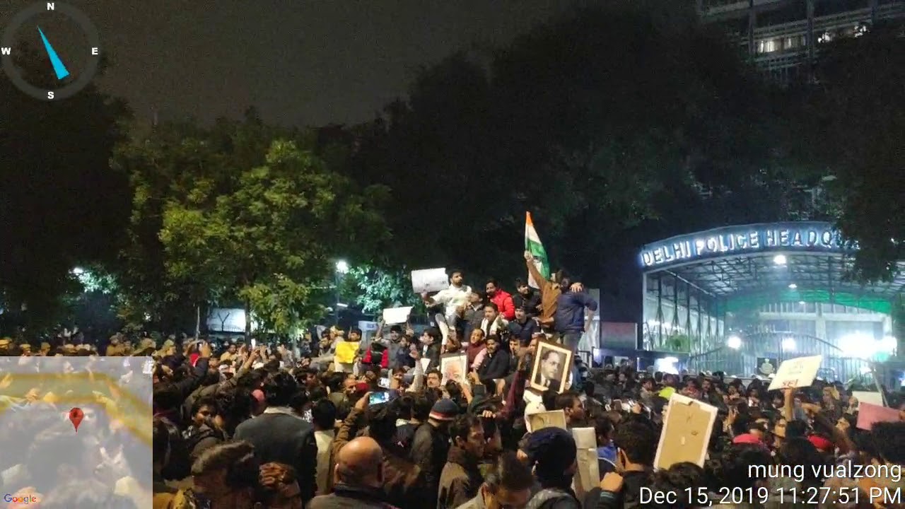 Students organization from JNU,DU,Jamia protest aginst Delhi police at ITO