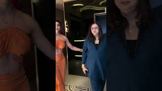 Akansha Puri With Mom