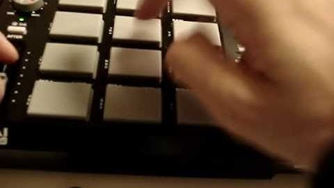 AKAI MPC500 Fake Scratch play