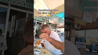 Kardeşlerimle Berbere Geldik Babamla Köy Minibüsü Bekliyoruz Şfetbeniöneçıkar