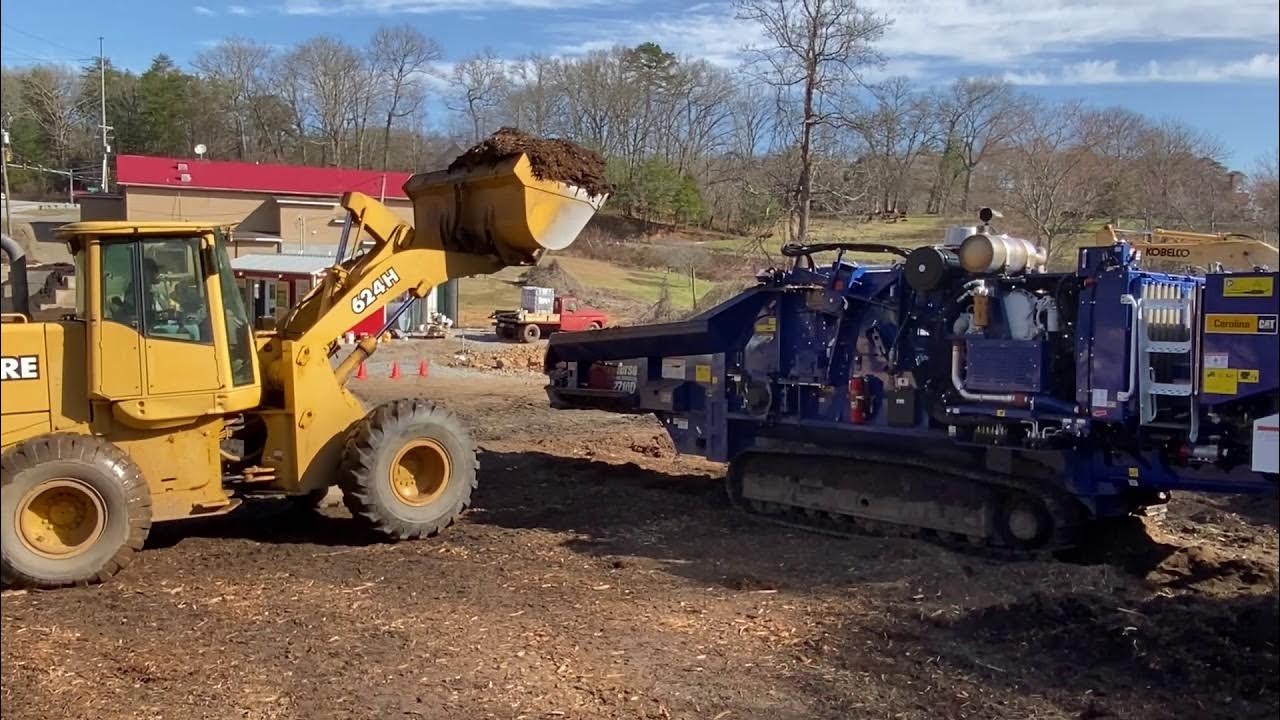 Grinding Mulch with Peterson Horizontal Grinder YouTube